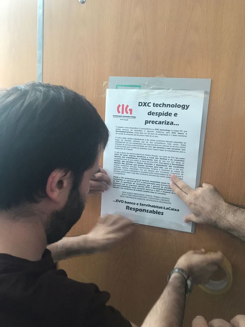 17-07-06 ProtestaDespidosDXCCorunha07.jpeg